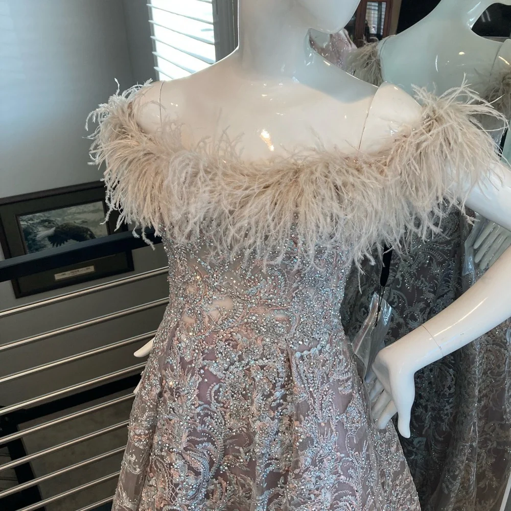 New elegant long dress - Picture 8 of 16